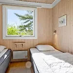 Gorgeous In Aakirkeby With Wifi 度假居 *