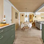Gorgeous In Aakirkeby With Wifi 度假居 Vester Somarken