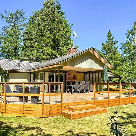 3 Bedroom Stunning In Aakirkeby *